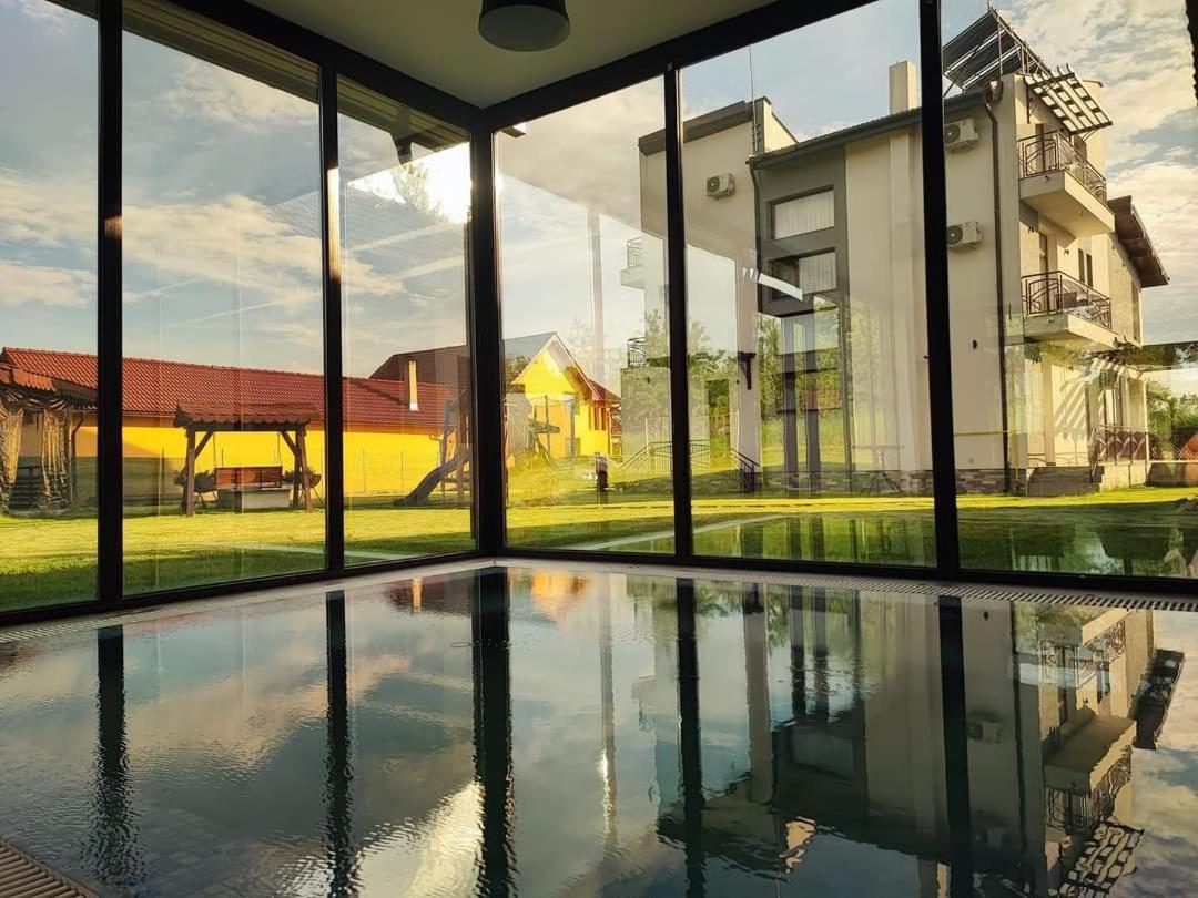 Pensiunea Casa Hortopan Târgu Jiu Extérieur photo