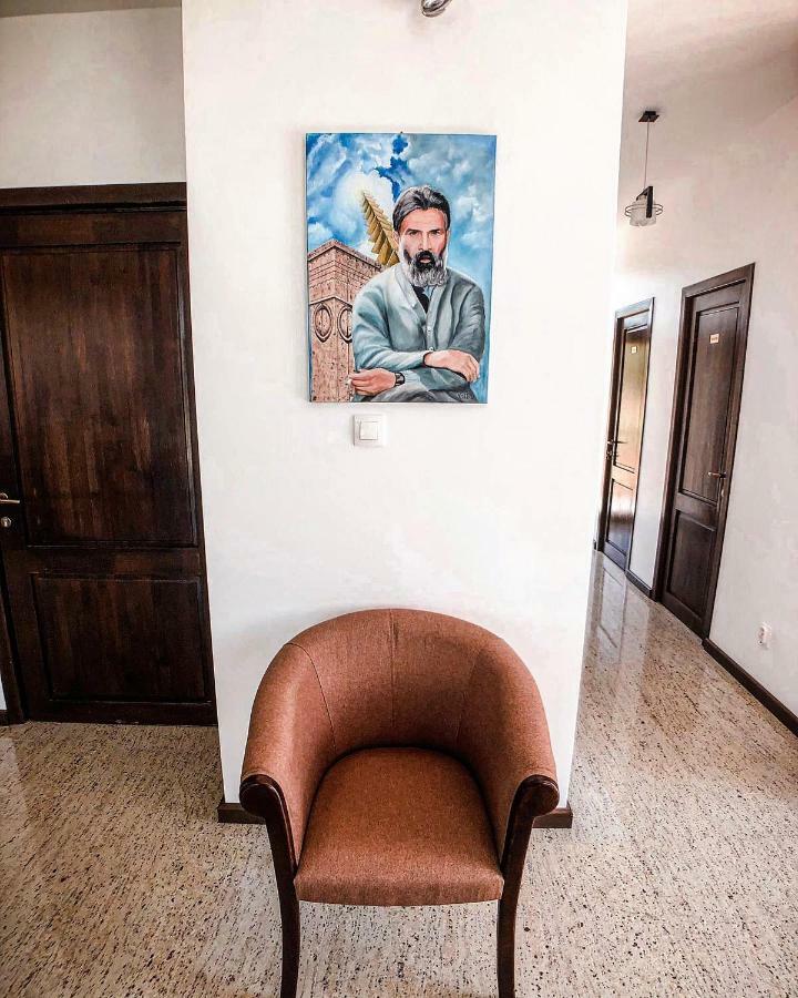Pensiunea Casa Hortopan Târgu Jiu Extérieur photo