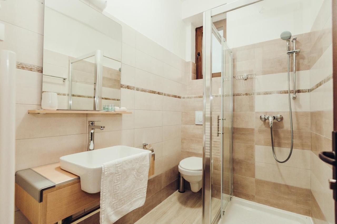 Pensiunea Casa Hortopan Târgu Jiu Extérieur photo
